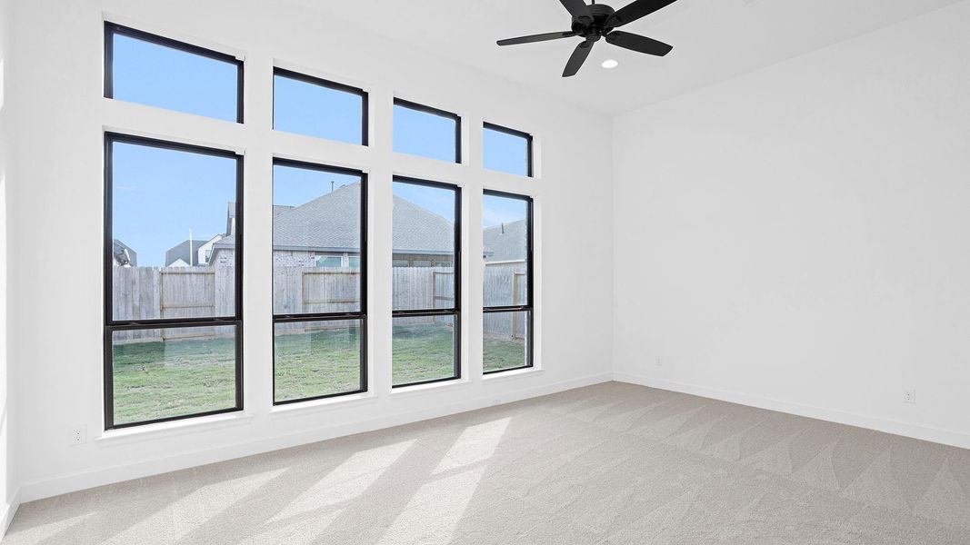 Spacious, unfurnished interior of a new home in Jubilee 60', Hockley (Image 10).