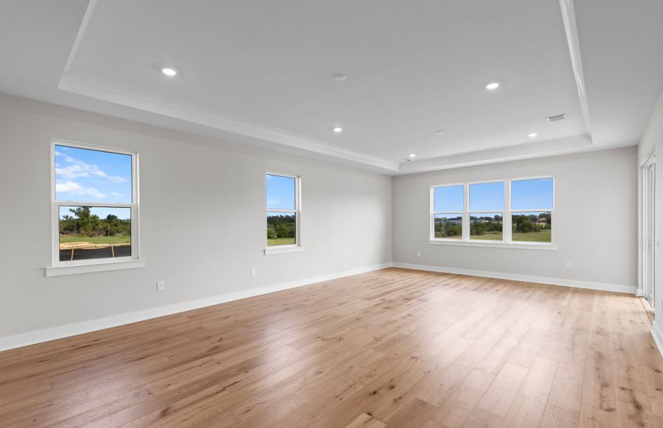 Representative unfurnished interior of a home built from the Upton by Pulte Homes in Reagan Landing, Bradenton (Image 20).