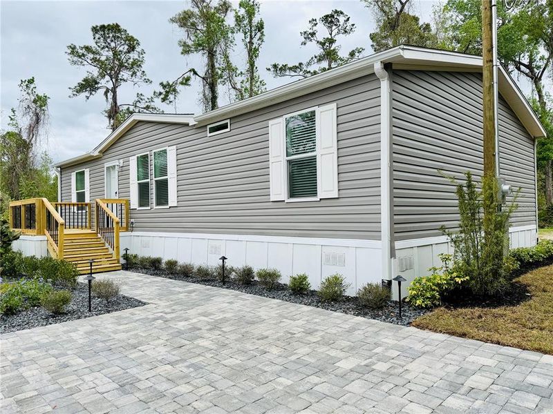 Exterior details and patio area of a home in , White Springs (Image 38).