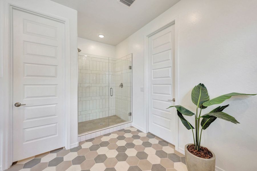 Representative unfurnished interior of a home built from the Mercury by Mattamy Homes in Las Ventanas, Goodyear (Image 19).