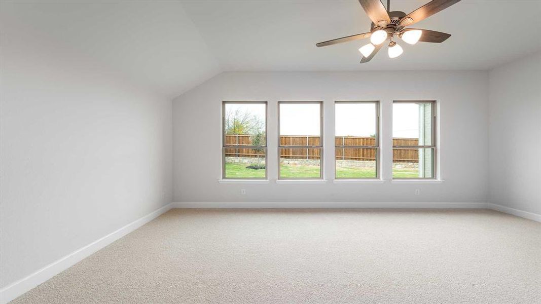 Spacious, unfurnished interior of a new home in Walsh Ranch 55', Fort Worth (Image 14). Spacious, unfurnished interior of a new home in Walsh Ranch 55', Fort Worth (Image 14).