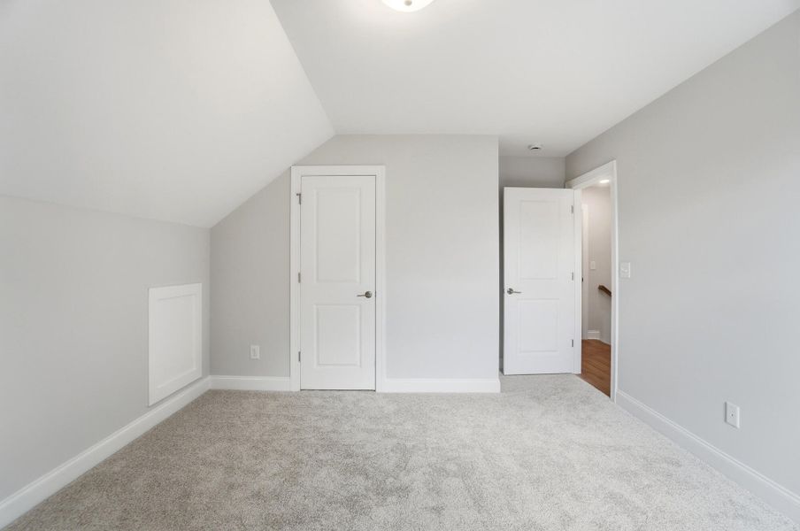Spacious, unfurnished interior of a new home in Rone Creek, Waxhaw (Image 81).
