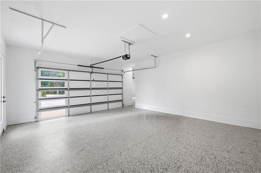 Spacious, unfurnished interior of a new home in , Monroe (Image 79).
