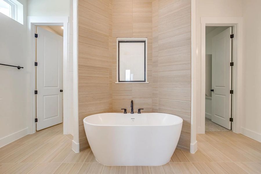 Representative furnished interior of a home built from the The Blaire by Elmwood Custom Homes in Matthews Farm, Venus (Image 23).