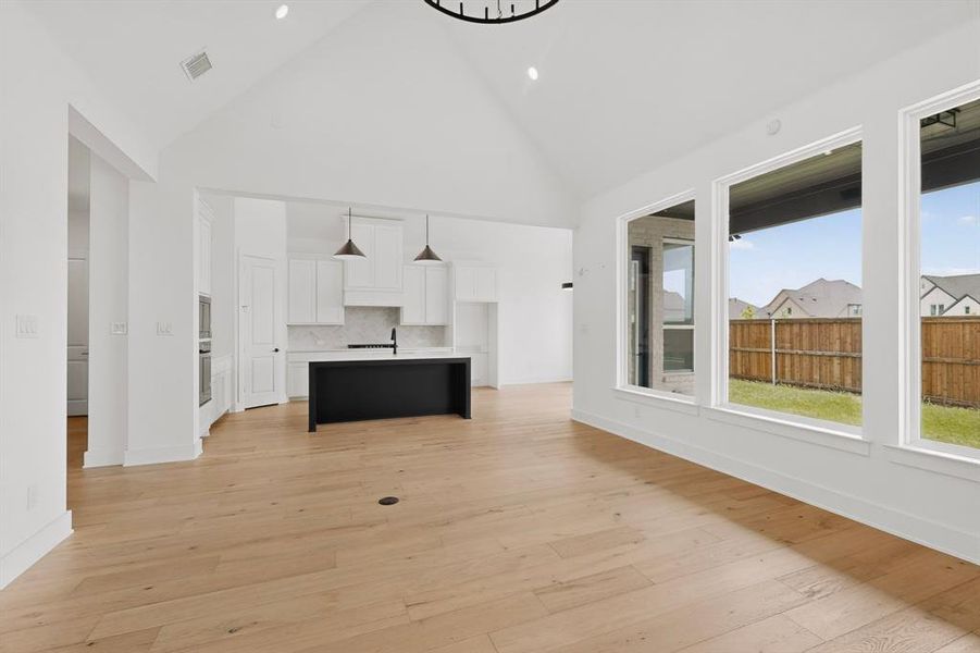 Spacious, unfurnished interior of a new home in The Homestead - 62', Rockwall (Image 34). Spacious, unfurnished interior of a new home in The Homestead - 62', Rockwall (Image 34).