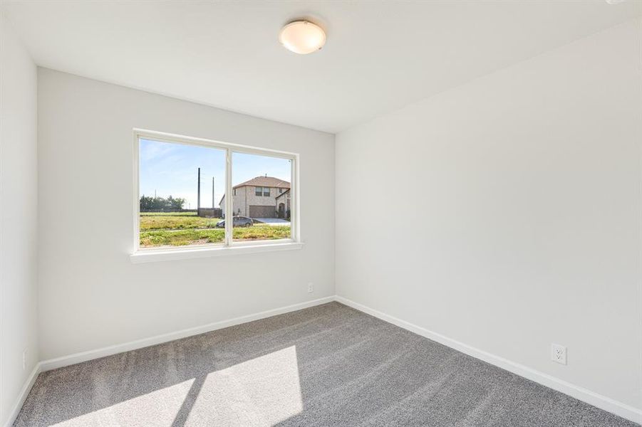 Spacious, unfurnished interior of a new home in Bear Creek Elements, Lavon (Image 21).