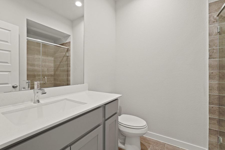 Furnished interior view inside a new home in Briarwood Crossing, Rosenberg (Image 8). Furnished interior view inside a new home in Briarwood Crossing, Rosenberg (Image 8).