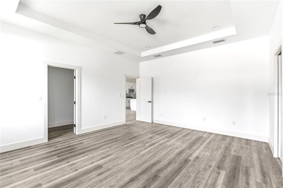 Spacious, unfurnished interior of a new home in , Tampa (Image 29). Spacious, unfurnished interior of a new home in , Tampa (Image 29).