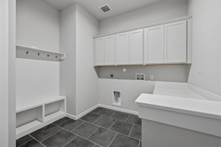 Furnished interior view inside a new home in Canterra Creek  60', Iowa Colony (Image 14).