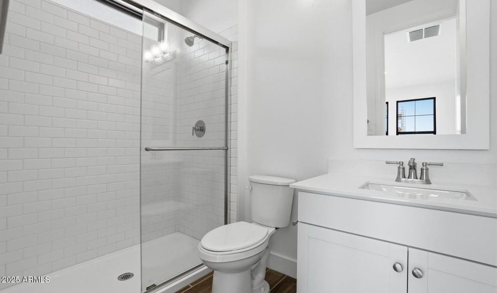 Viviendo Lot #7 Extra Suite Bath (Large) Viviendo Lot #7 Extra Suite Bath (Large)