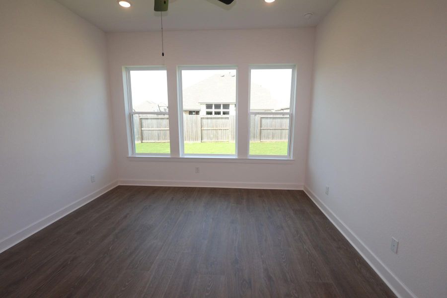 Spacious, unfurnished interior of a new home in Riceland - Enclave Collection, Mont Belvieu (Image 28). Spacious, unfurnished interior of a new home in Riceland - Enclave Collection, Mont Belvieu (Image 28).
