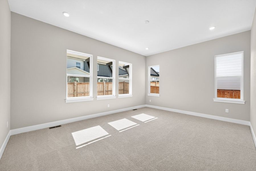 Spacious, unfurnished interior of a new home in Trailstone, Arvada (Image 20).