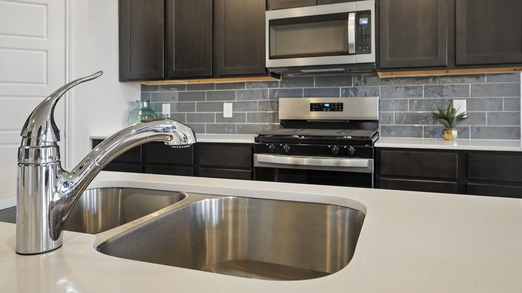 Representative furnished interior of a home built from the Avery by D.R. Horton in Madera, Royse City (Image 27). Representative furnished interior of a home built from the Avery by D.R. Horton in Madera, Royse City (Image 27).