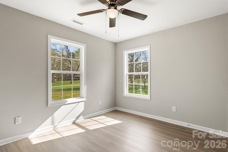 Spacious, unfurnished interior of a new home in , York (Image 23).