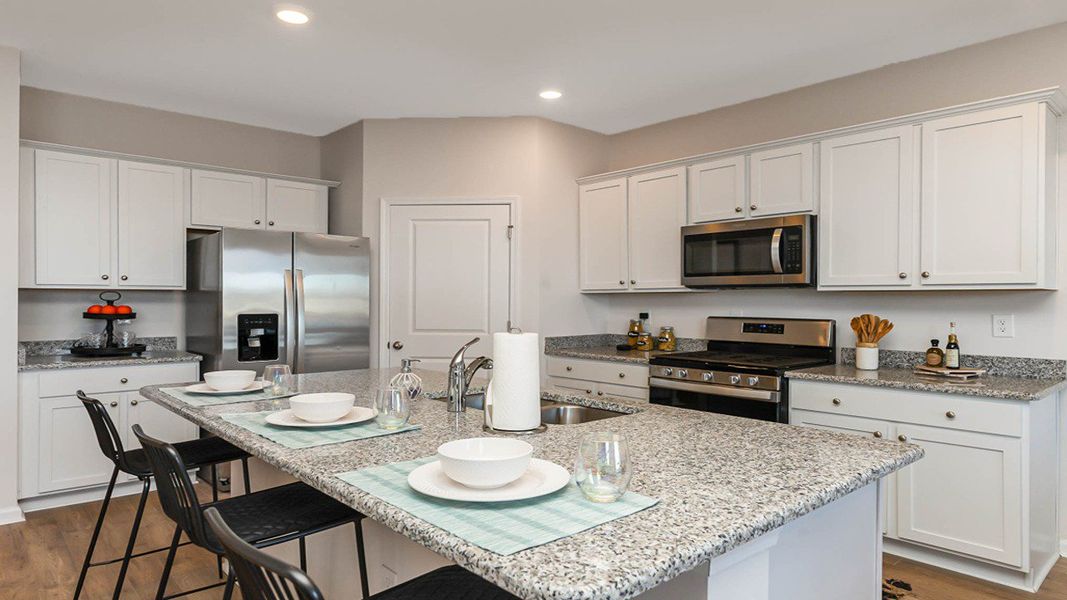 Furnished interior view inside a new home in Winfield Farms, Myrtle Beach (Image 6).
