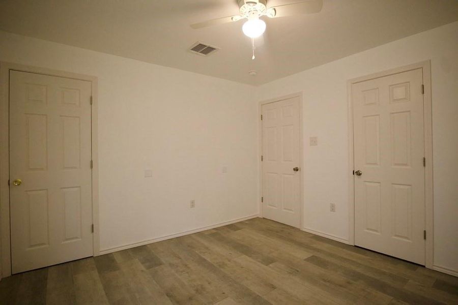 Spacious, unfurnished interior of a new home in , Log Cabin (Image 14). Spacious, unfurnished interior of a new home in , Log Cabin (Image 14).