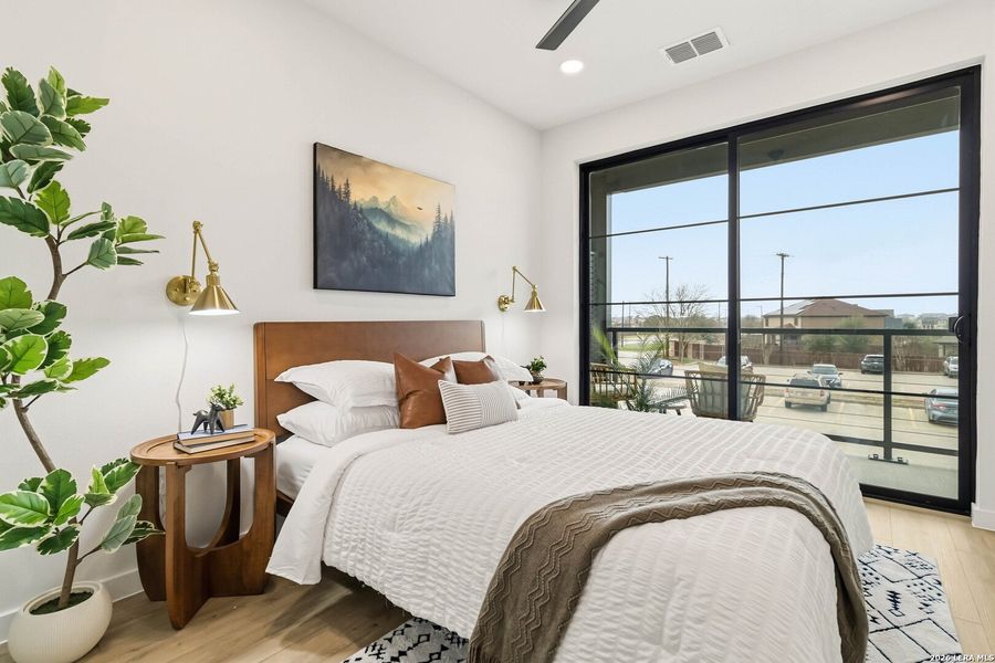 Furnished interior view inside a new home in Dovetail, New Braunfels (Image 3).