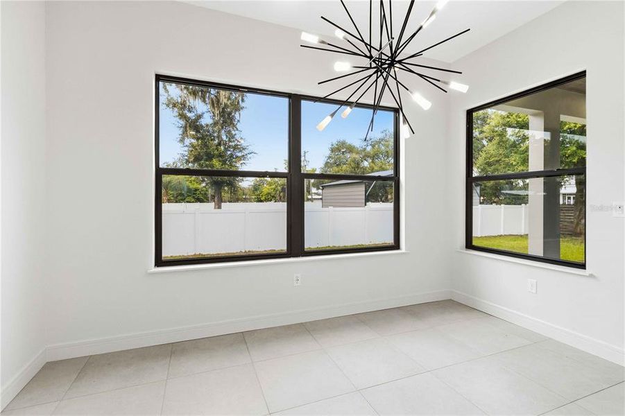 Spacious, unfurnished interior of a new home in , Plant City (Image 37).