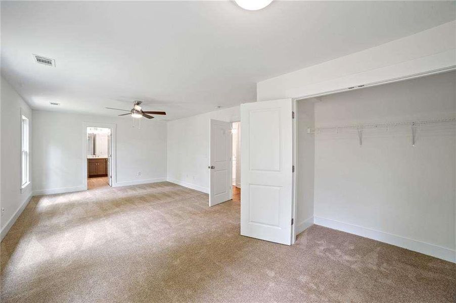 Spacious, unfurnished interior of a new home in , Decatur (Image 8).