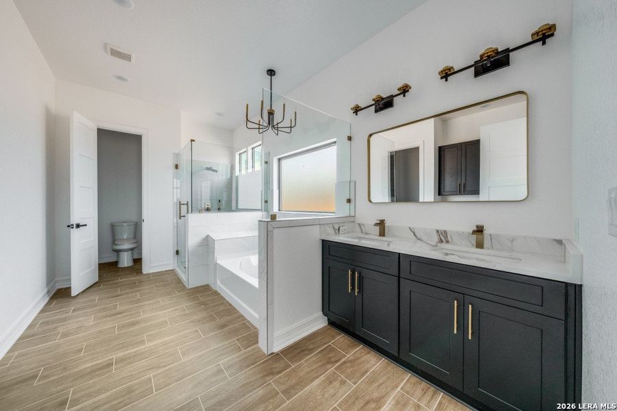 Furnished interior view inside a new home in , Floresville (Image 5).