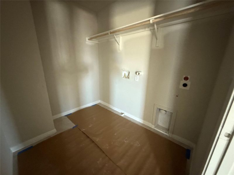 Spacious, unfurnished interior of a new home in Cannon Ranch 45s, Dripping Springs (Image 21). Spacious, unfurnished interior of a new home in Cannon Ranch 45s, Dripping Springs (Image 21).