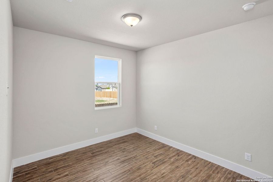 Spacious, unfurnished interior of a new home in Skybrooke, Live Oak (Image 18).