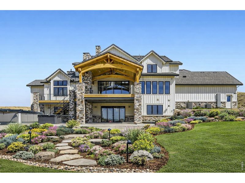 Image 43 of a home in .