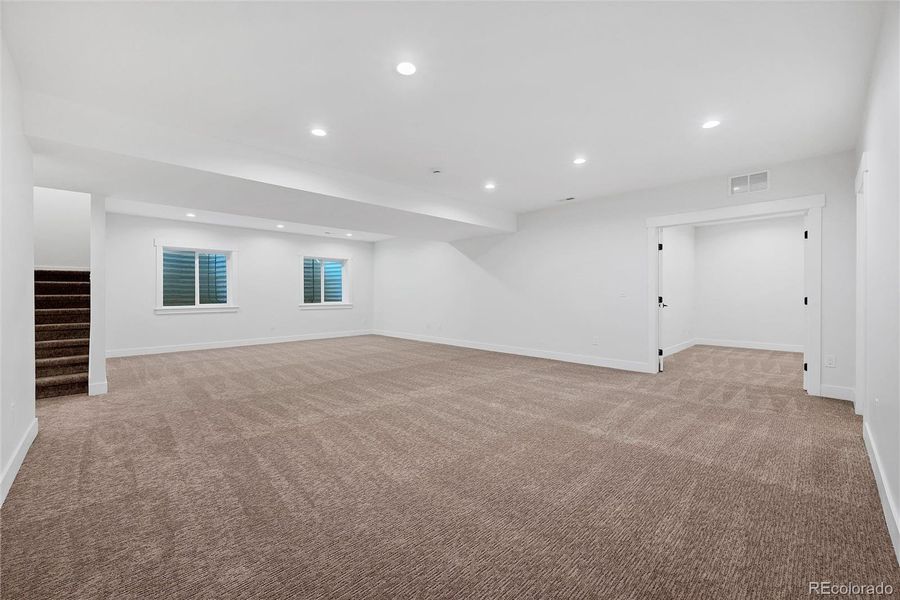 Spacious, unfurnished interior of a new home in , Denver (Image 23).