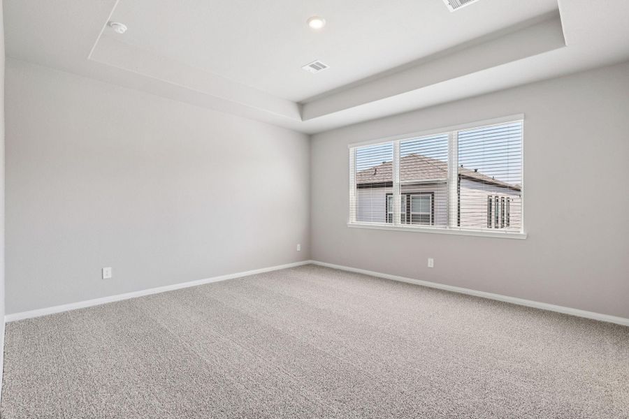 Spacious, unfurnished interior of a new home in Kemah Crossing - Luxe Series, Kemah (Image 23). Spacious, unfurnished interior of a new home in Kemah Crossing - Luxe Series, Kemah (Image 23).