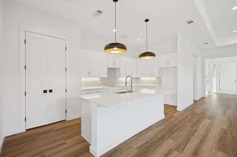 Furnished interior view inside a new home in , Fort Worth (Image 7).