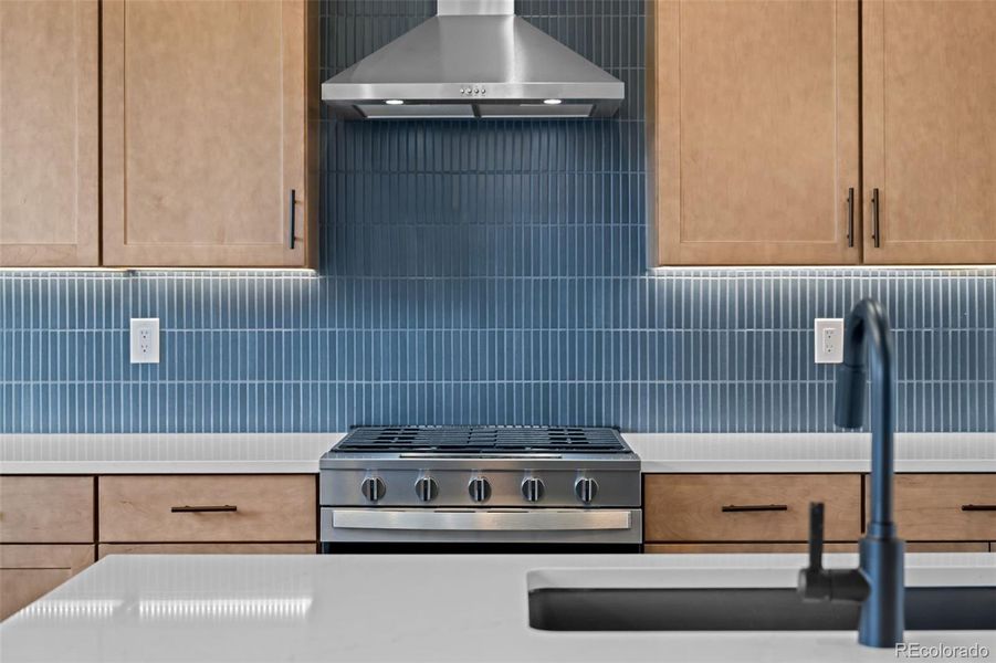 Close-up of interior finishes inside a home in Baseline, Broomfield (Image 30).