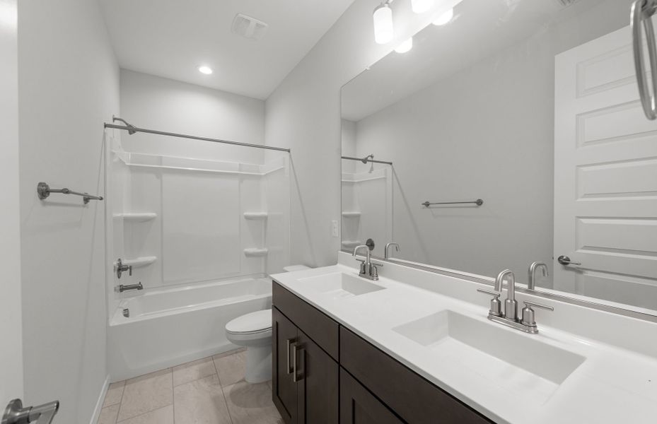 Furnished interior view inside a new home in Allen Ranches, Litchfield Park (Image 8).