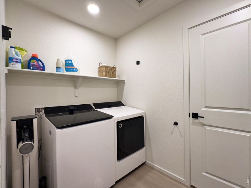 Furnished interior view inside a new home in , Fort Collins (Image 19). Furnished interior view inside a new home in , Fort Collins (Image 19).