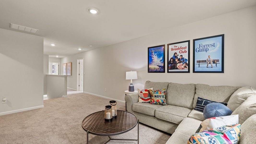 Representative furnished interior of a home built from the Halton by D.R. Horton in Jackson Landing, Jefferson (Image 44).