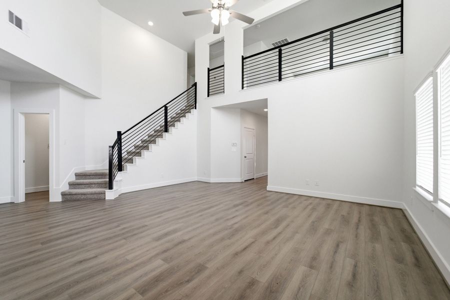 Spacious, unfurnished interior of a new home in Sierra Vista, Rosharon (Image 60). Spacious, unfurnished interior of a new home in Sierra Vista, Rosharon (Image 60).