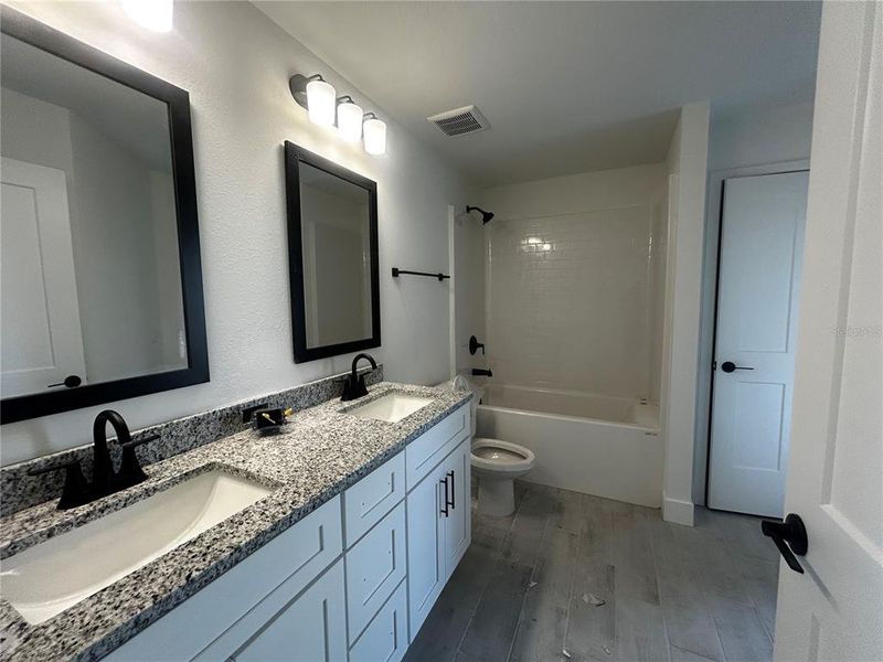 Furnished interior view inside a new home in Deep Creek, Punta Gorda (Image 6).