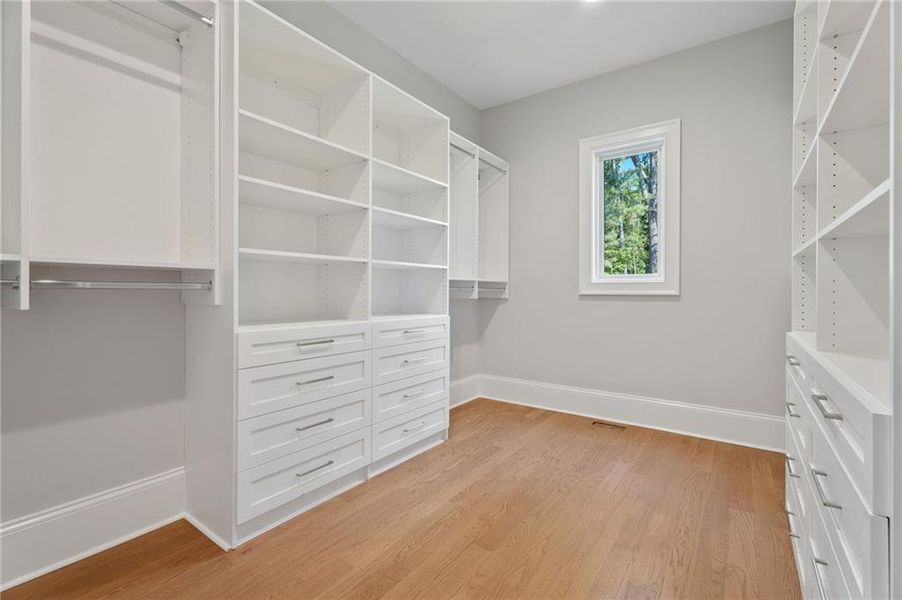 Spacious, unfurnished interior of a new home in , Milton (Image 20).