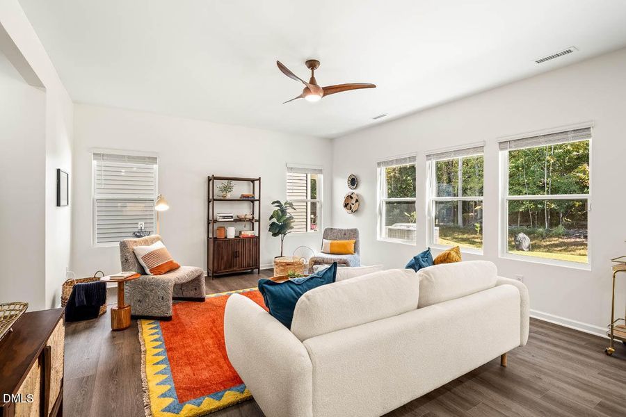 1113UmsteadGroveWay-025