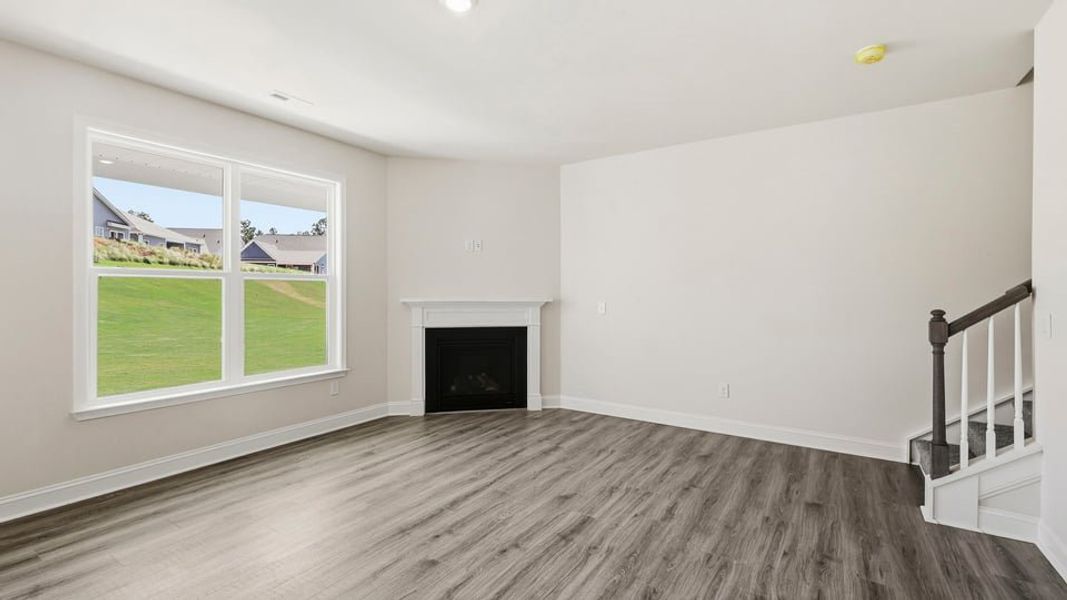 Spacious, unfurnished interior of a new home in Briargate, Fountain Inn (Image 17).