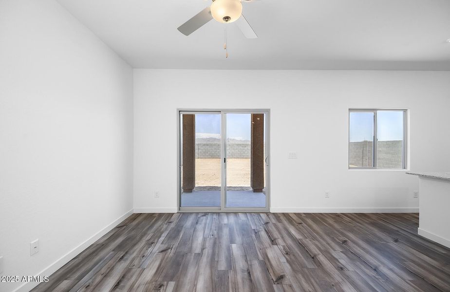 Southwest_Amado_A_L_009