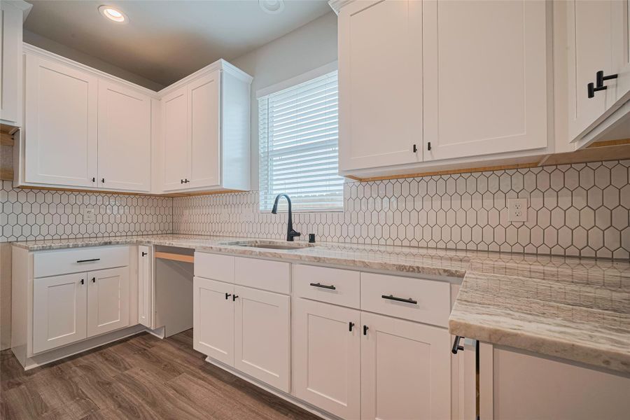 Furnished interior view inside a new home in La Segarra, Brookshire (Image 17).