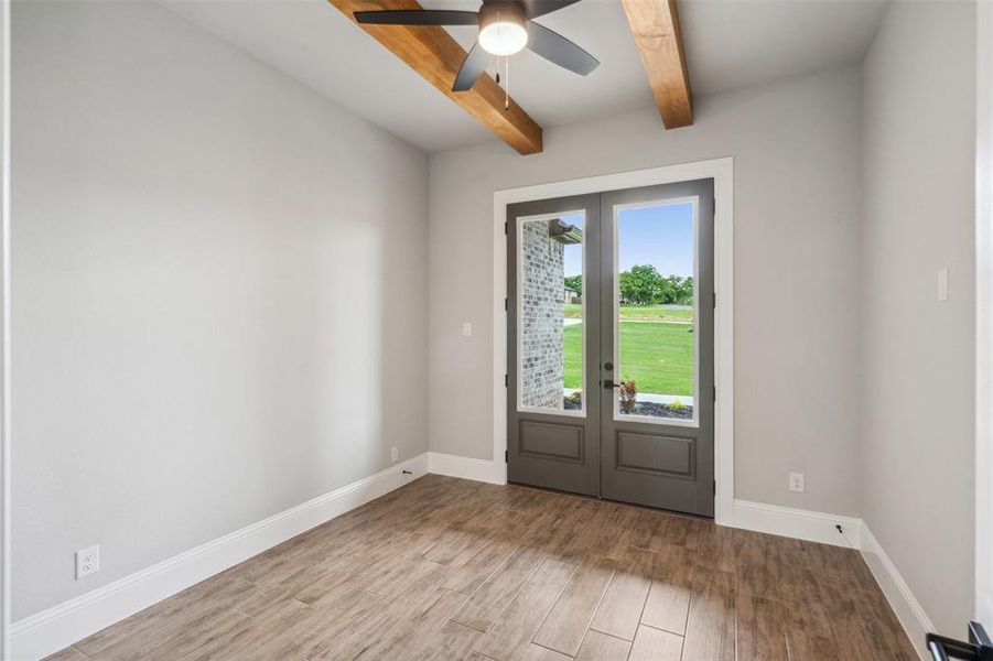 Spacious, unfurnished interior of a new home in , Weatherford (Image 22).