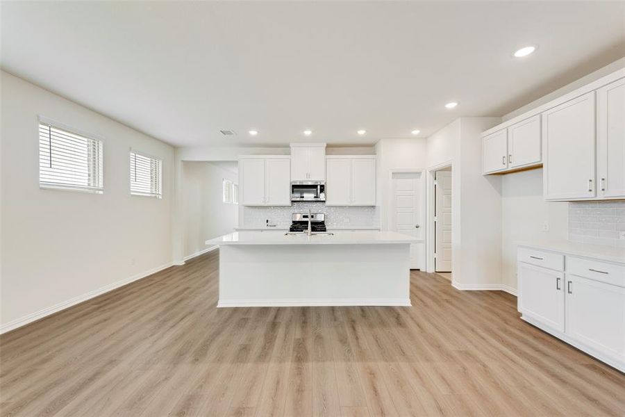 Furnished interior view inside a new home in Walden Pond, Forney (Image 6).