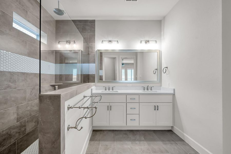 Furnished interior view inside a new home in The Meadows at Imperial Oaks, Conroe (Image 8). Furnished interior view inside a new home in The Meadows at Imperial Oaks, Conroe (Image 8).