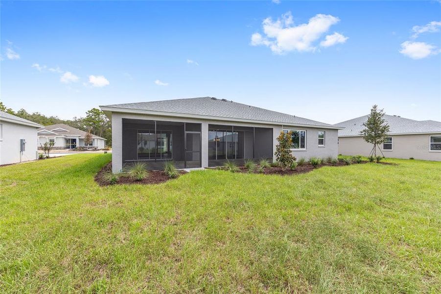 Exterior details and patio area of a home in , Ocala (Image 21).