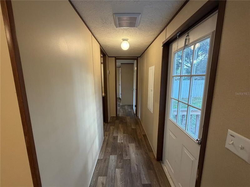 Spacious, unfurnished interior of a new home in , Summerfield (Image 24).