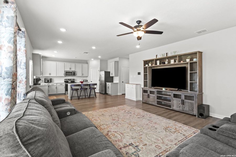 Furnished interior view inside a new home in , Schertz (Image 24).