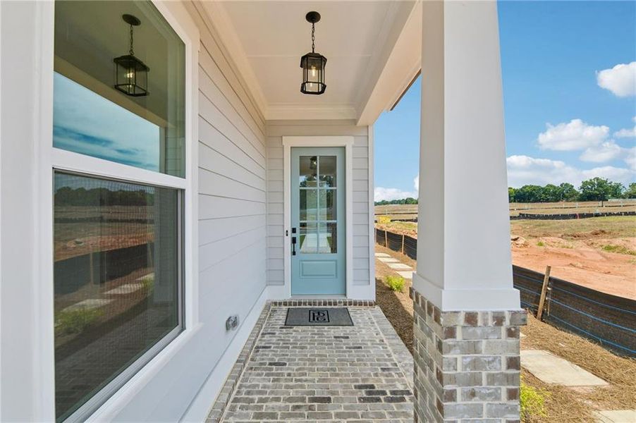 Exterior details and patio area of a home in Aberdeen, Hoschton (Image 3).