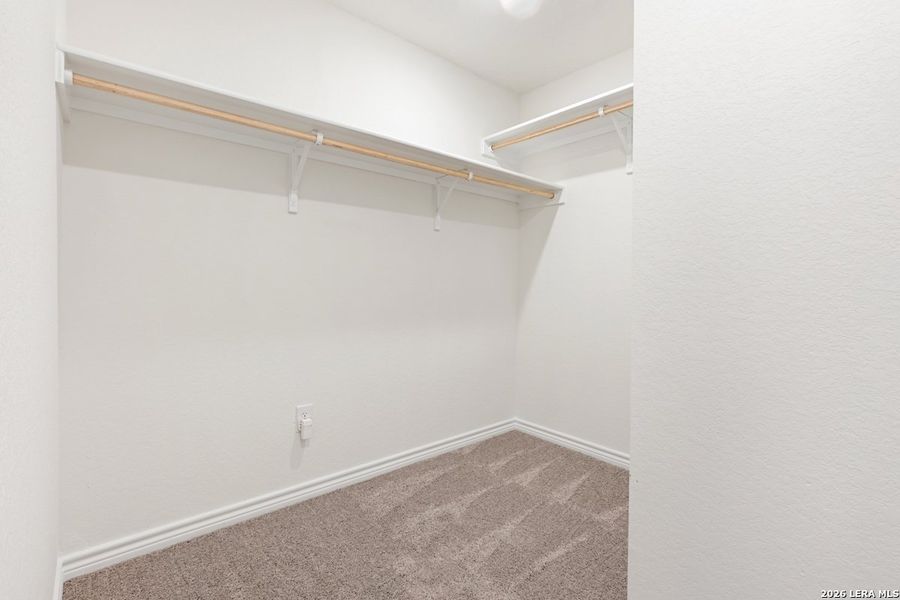 Spacious, unfurnished interior of a new home in Southton Cove, Elmendorf (Image 27).