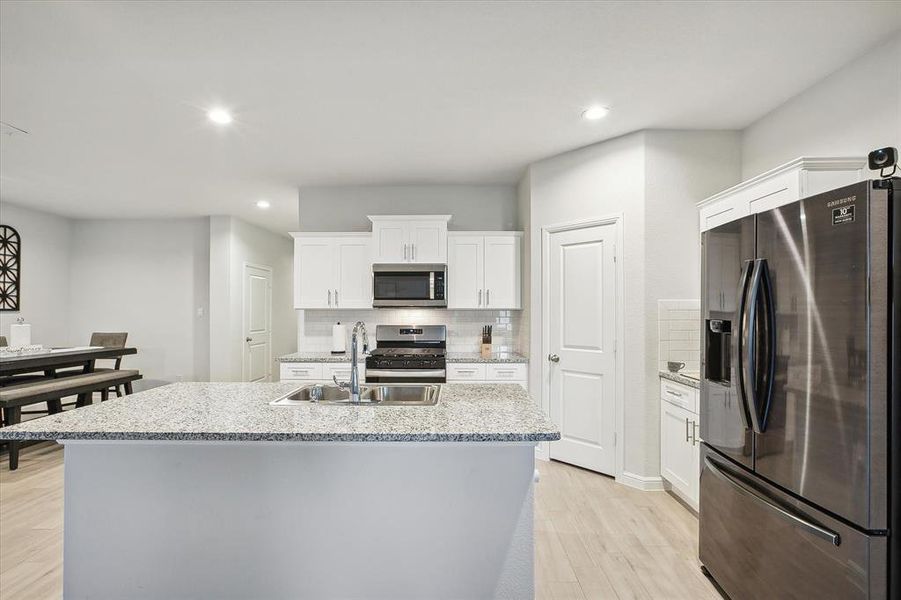 Furnished interior view inside a new home in , Fort Worth (Image 18). Furnished interior view inside a new home in , Fort Worth (Image 18).